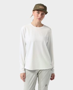 Women’s Crester Tee LS