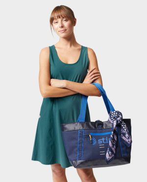 Women’s Winsome Dress