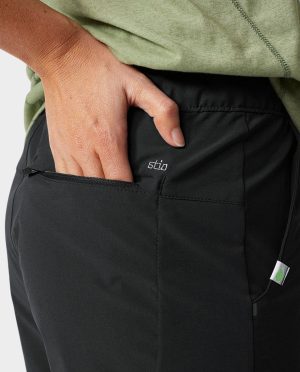 Women’s Vallis Short