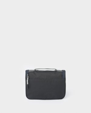 Basin Hanging Dopp Kit