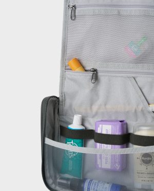 Basin Hanging Dopp Kit