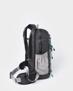 Cacher Backpack 16L