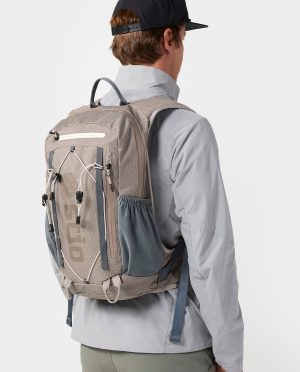 Cacher Backpack 16L