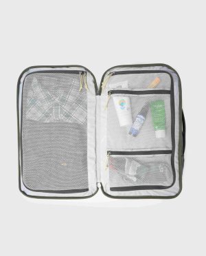 Basin XT Travel Pack 30L