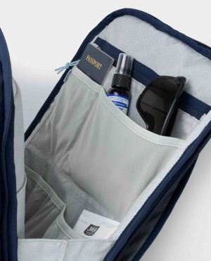 Basin XT Travel Pack 30L