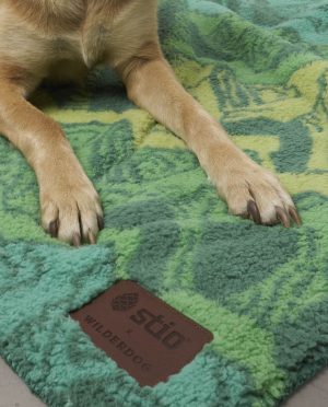Stio x Wilderdog Sherpa Blanket – SM